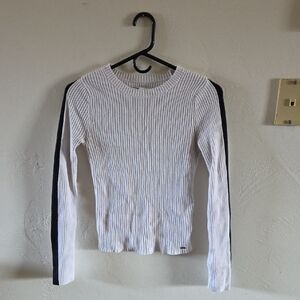 Women's White and Black Ribbed Top